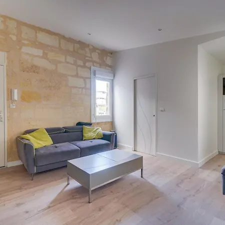 Charming In The Heart Of * Bordeaux