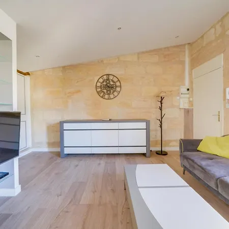 Charming In The Heart Of * Bordeaux