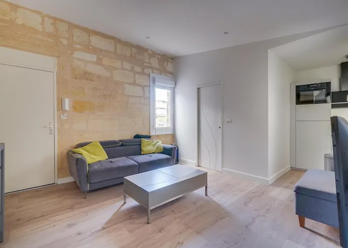 Charming In The Heart Of * Bordeaux