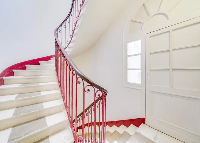 Charming In The Heart Of Bordeaux