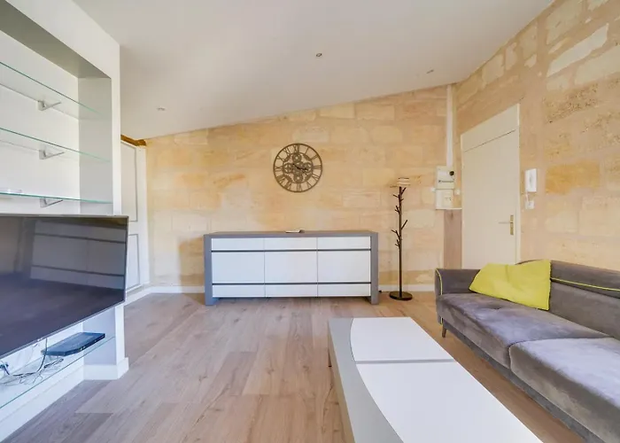 Charming In The Heart Of * Bordeaux