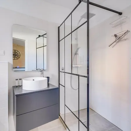 Charming In The Heart Of Apartment Bordeaux